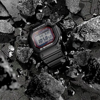 Чоловічий годинник Casio G-SHOCK The Origin (GW-M5610U-1ER, GW-M5610U-1CF) Tough Solar