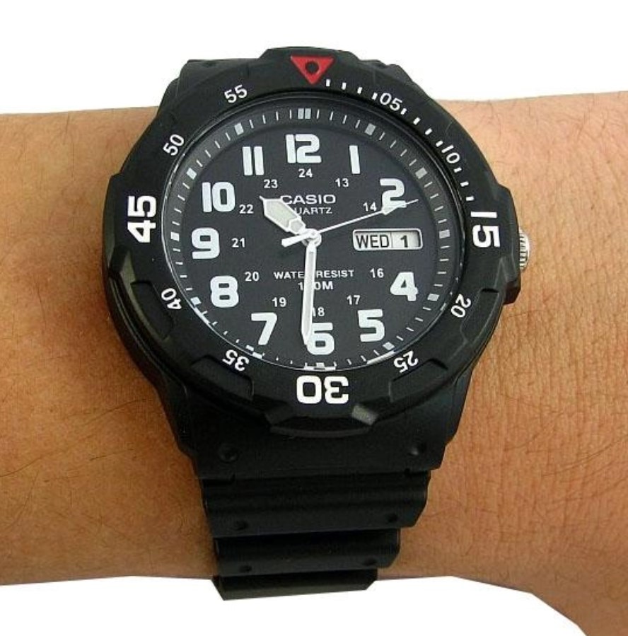 Чоловічий годинник Casio (MRW-200H-1BVEF), для дайвінгу