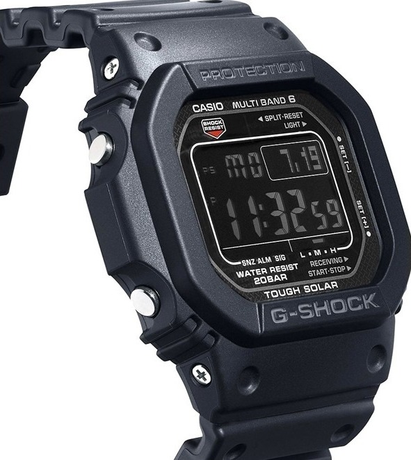 Чоловічий годинник Casio (GW-M5610U-1BER, GW-M5610U-1ER)